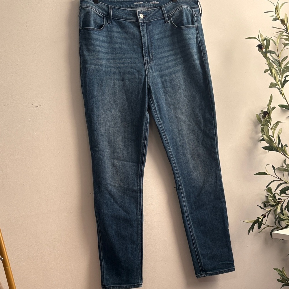Old Navy Women's Skinny Jeans - Dark Blue